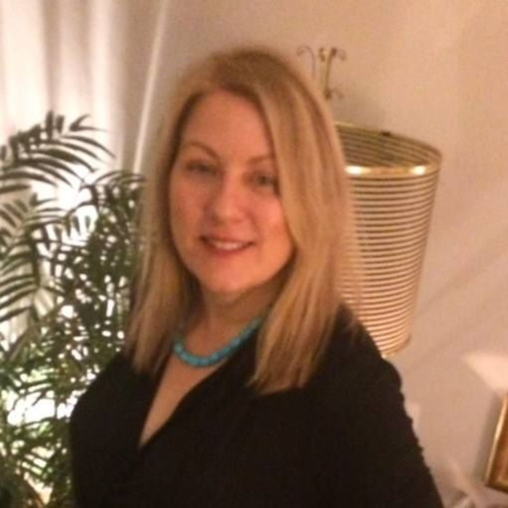 Meet your Posher, Evelyn